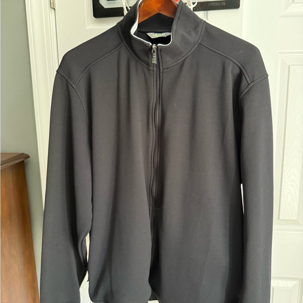 Izod Black full Zip Golf Pullover - perfect condition.